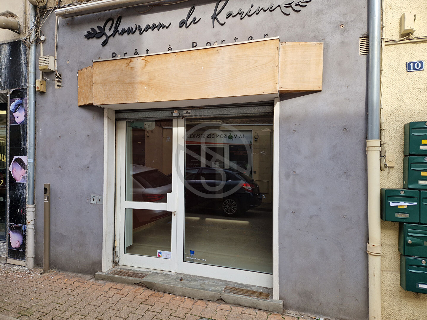 Entièrement rénové – Local 50 m2