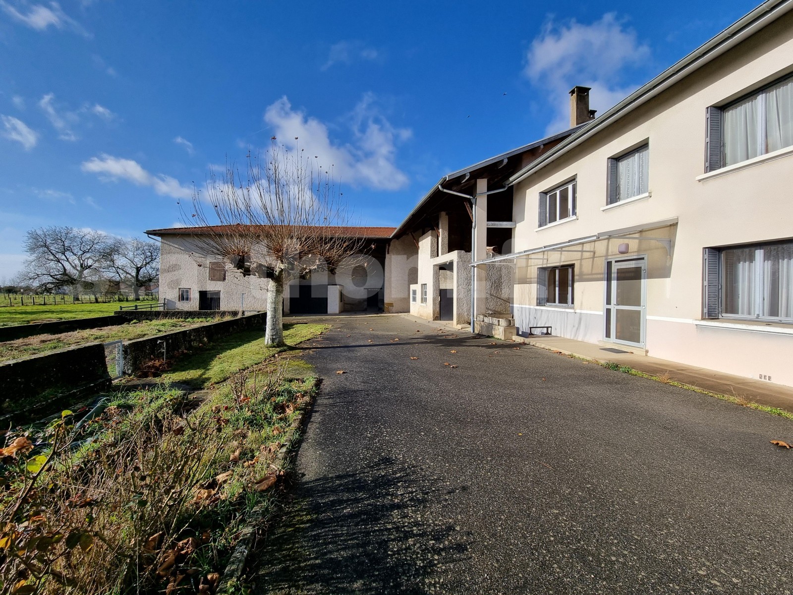 Maison – 6 pièce(s) – 160 m2