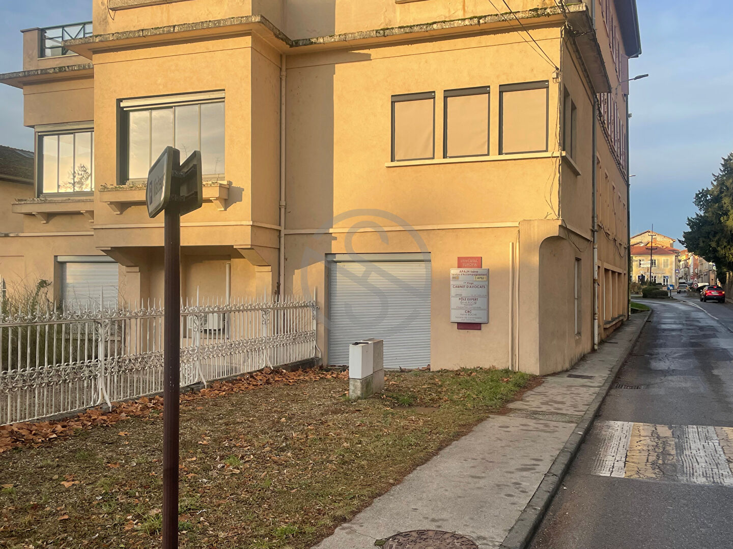 Bureaux Localisation Parfaite 418m2 avec parking privé