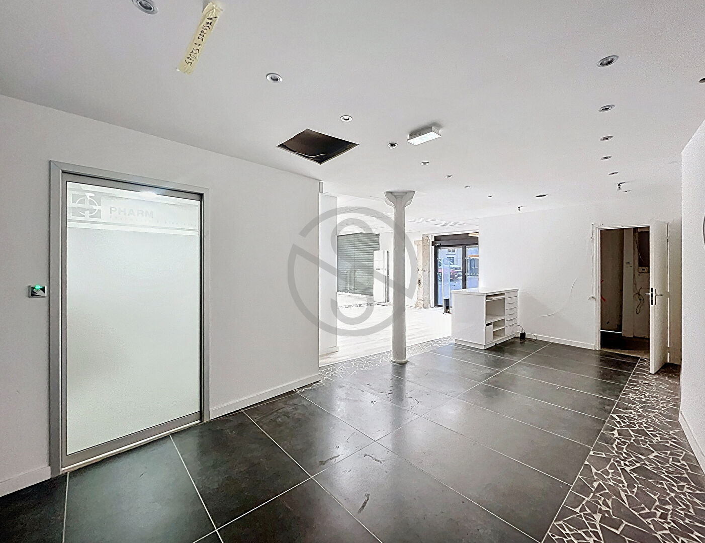 Local commercial centre ville VOIRON