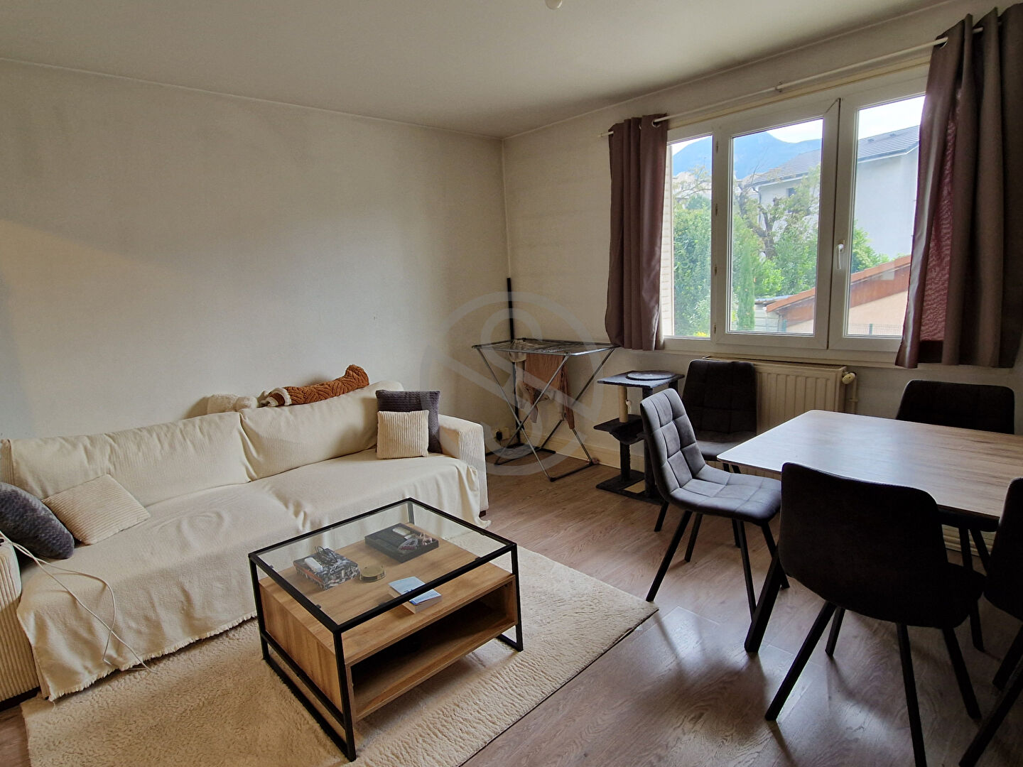 App traversant T3 de 54 m2 Bd Joliot Curie